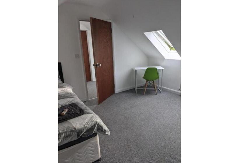带共用浴室的标准房间, Aparthotel Hathern