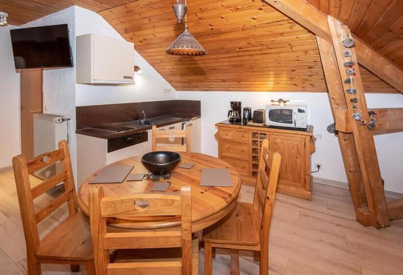 Номер Стандарт, La Combe Fleurie Appartements & Chambres