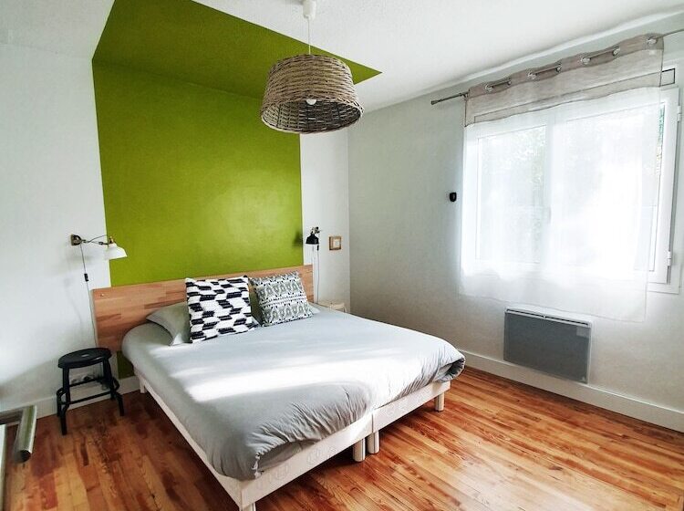 اتاق استاندارد با سرویس بهداشتی مشترک, La Maison Bisca
