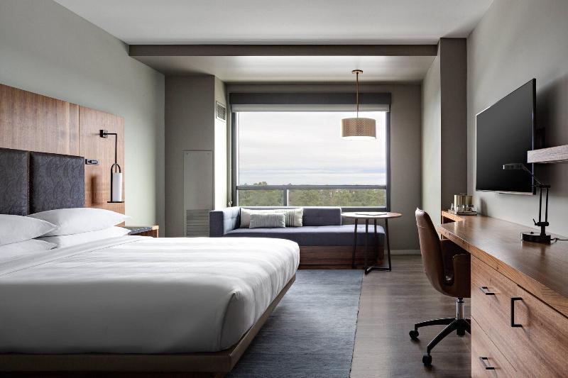 Номер Клуб Кровать Кинг, Houston Cityplace Marriott At Springwoods Village