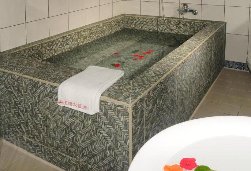 Economy Triple Room, Jenq Yang Hotspring