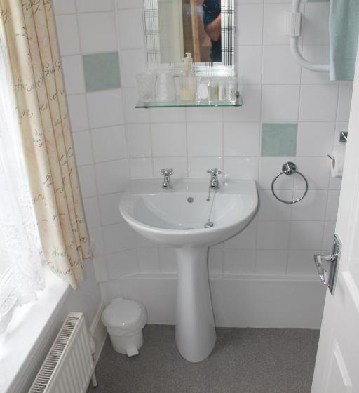 Standard Room, Tor Dean Guest House