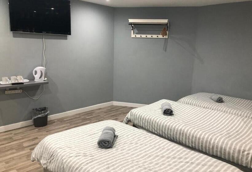 Quarto Triplo Estandar, Brownlows Inn