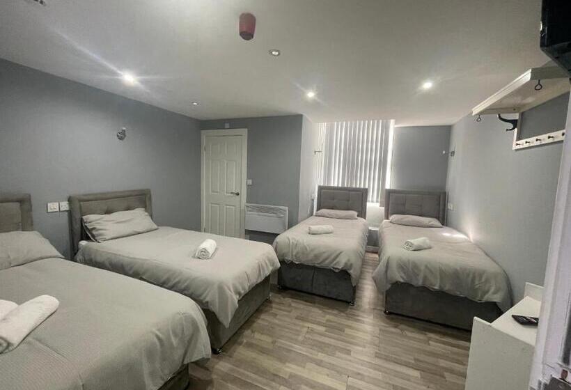 Семейный Номер, Brownlows Inn