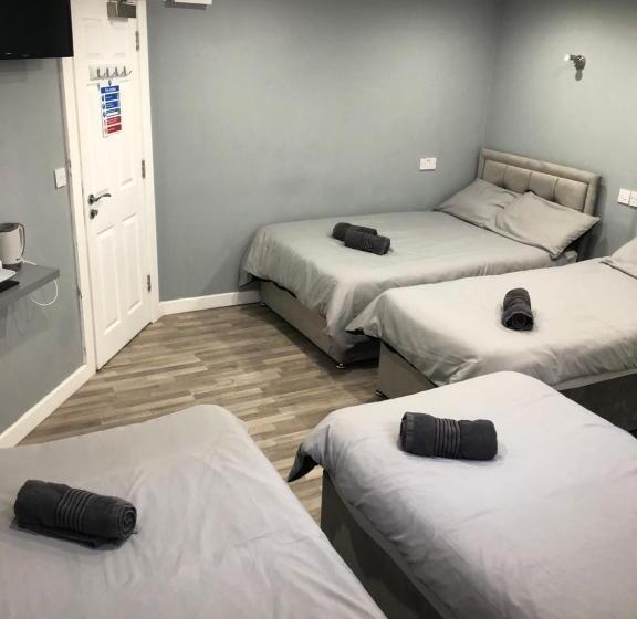 Quarto Familiar, Brownlows Inn