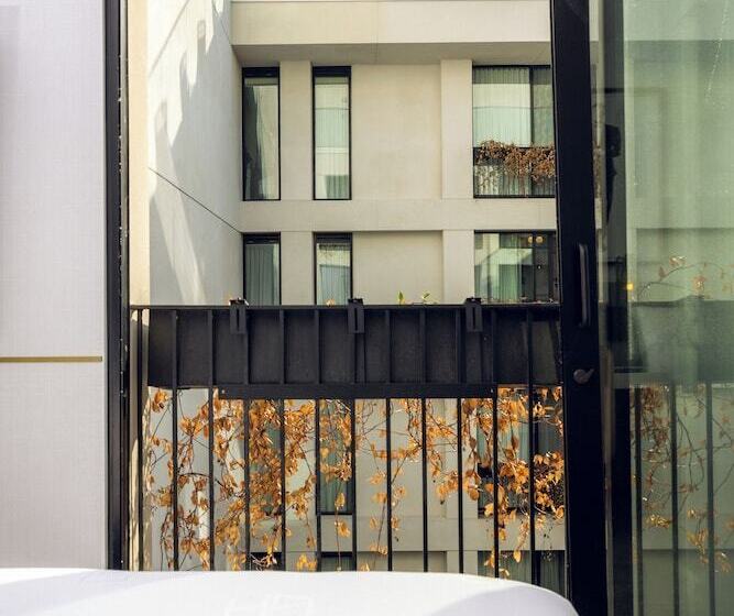 带2个双人床的标准工作室, The Godfrey Hotel Hollywood