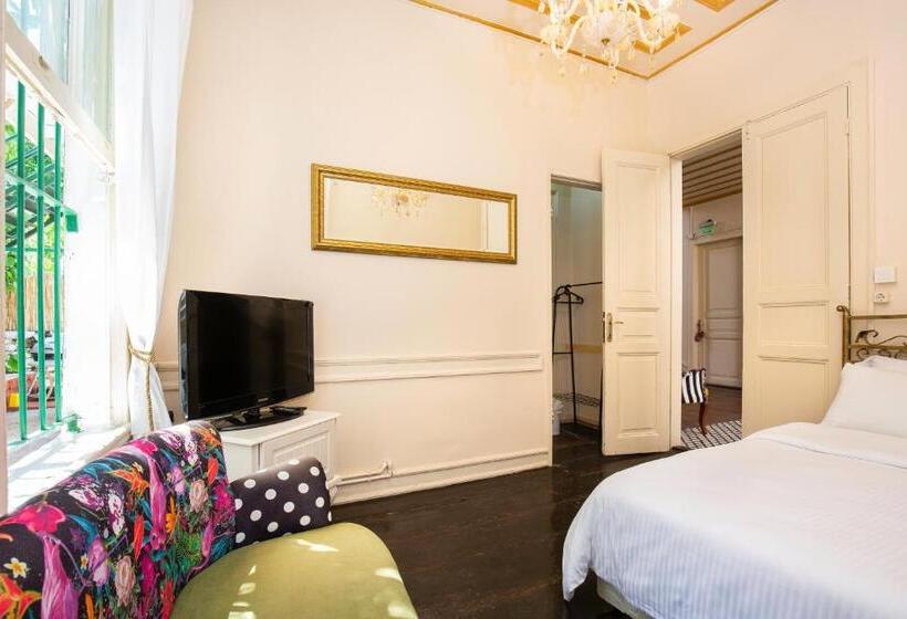 Quarto Estandar, No16 Ada