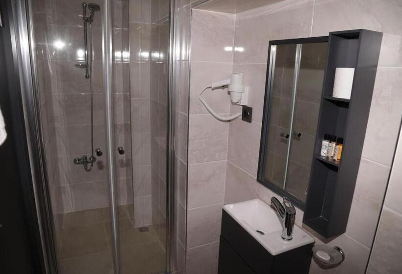 Standard Room, Taksim Heavenist