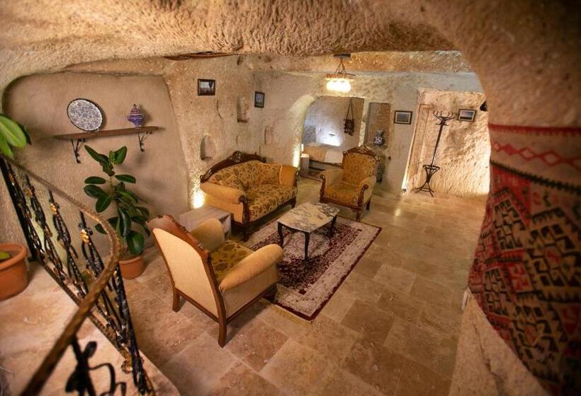 패밀리 스위트, Kamelya Cave Hostel