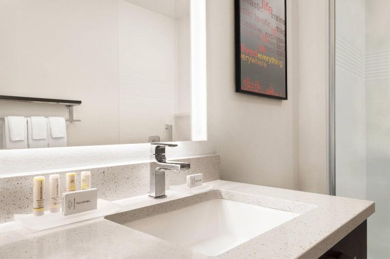 Студио Стандарт Кровать Кинг, Towneplace Suites By Marriott Janesville