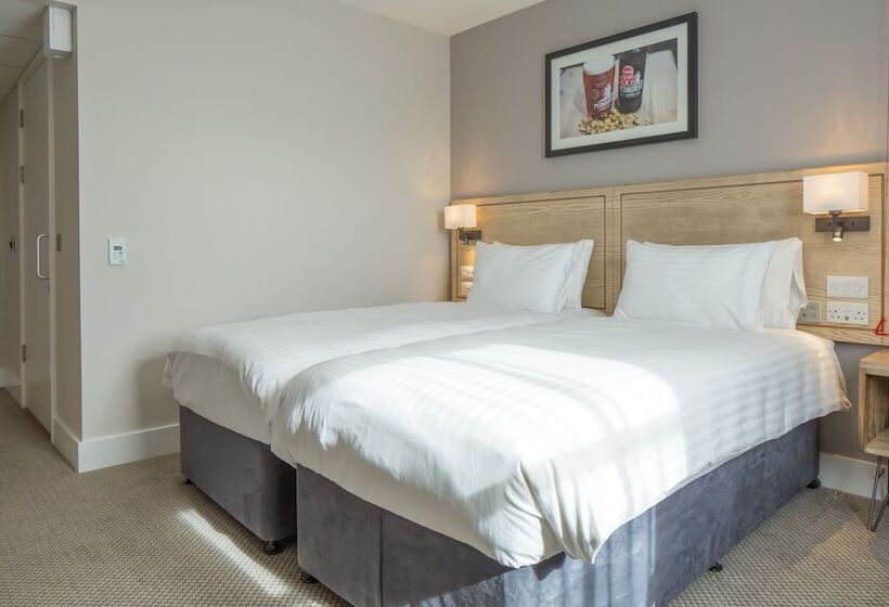 Номер Стандарт, Paisley Pear, Brackley By Marston's Inns