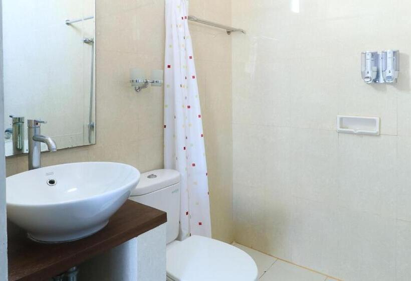 اتاق استاندارد, Ge Jacmart Homestay Makassar