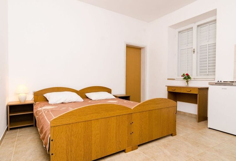Апартаменты 1 Спальня Вид на Море с Балконом, Guest House Kiko