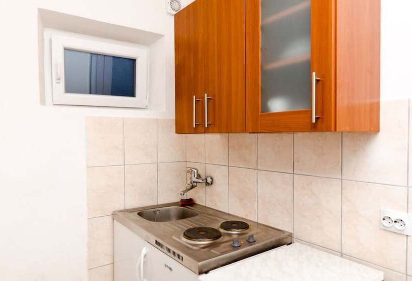 Студия Стандарт, Guest House Kiko