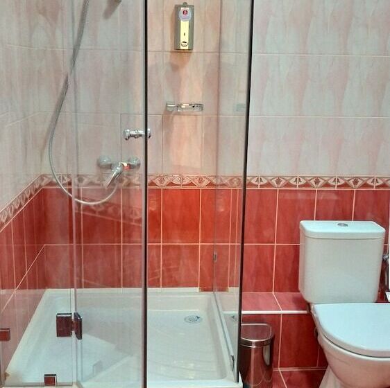 اتاق استاندارد یک نفره, Azimut Hotel Nalchik