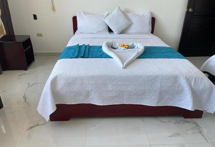 اتاق اکونومی, Hostal Carliza