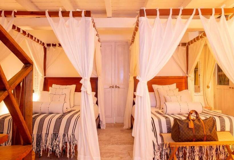 اتاق لوکس چهار تخته, Leones De Alba Hotel Boutique