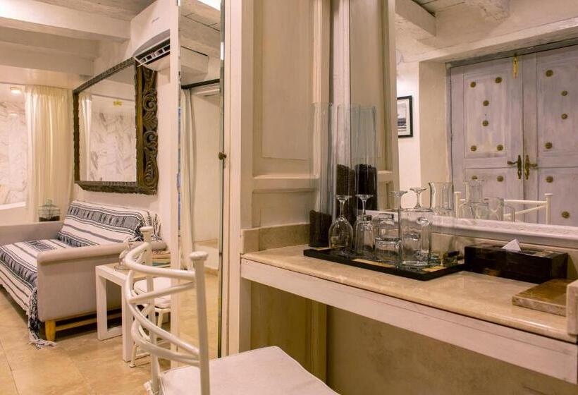 سوئیت با تخت بزرگ, Leones De Alba Hotel Boutique