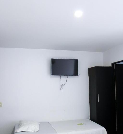 Номер Economy, Bucaramanga Plaza