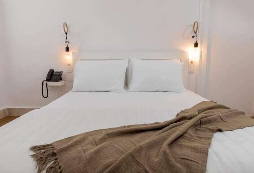 اتاق استاندارد, Kumba Hostel