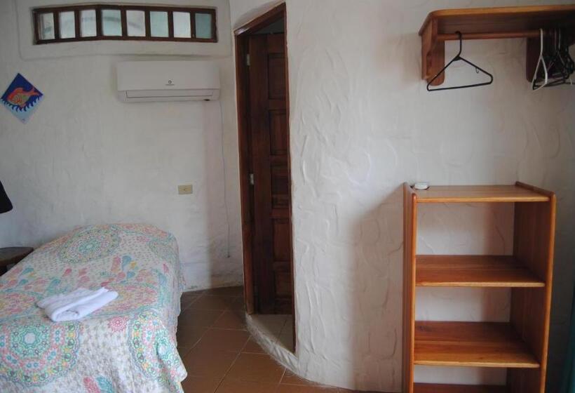 Номер Стандарт Индивидуальный, Hostal Galapagos By Bar De Beto