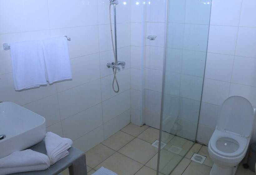 Executive Suite, Amelia Hotel Karen