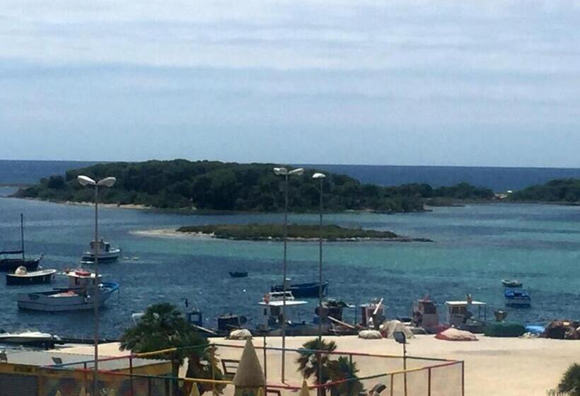 اتاق لوکس چهار تخته, B&b Bella Costa   Lungomare Porto Cesareo