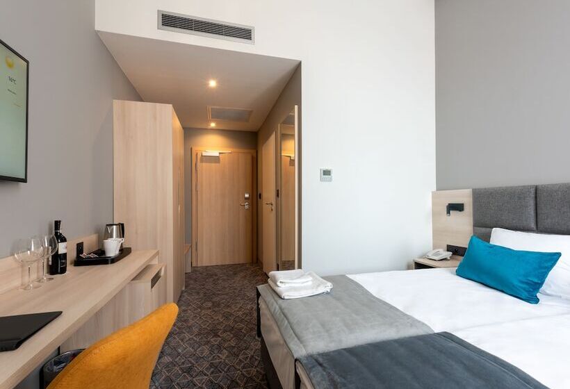 Номер Стандарт, Korona Gold   Korona Hotel Wrocław