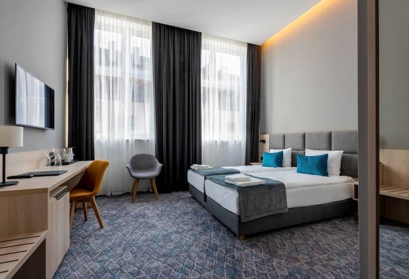 Номер Deluxe, Korona Gold   Korona Hotel Wrocław