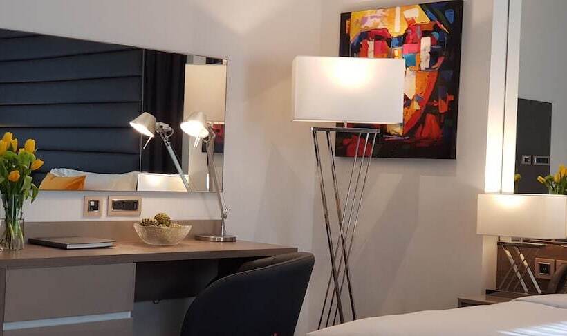 سوئیت پریمیوم, Swissbelboutique Bneid Algar Kuwait