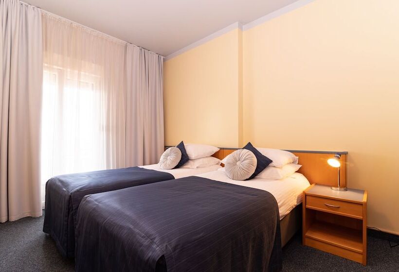 Номер Стандарт с Балконом, Guest Accomodation Tamaris