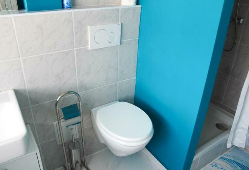 استودیوی لوکس, Skyhostel Friedrichshafen