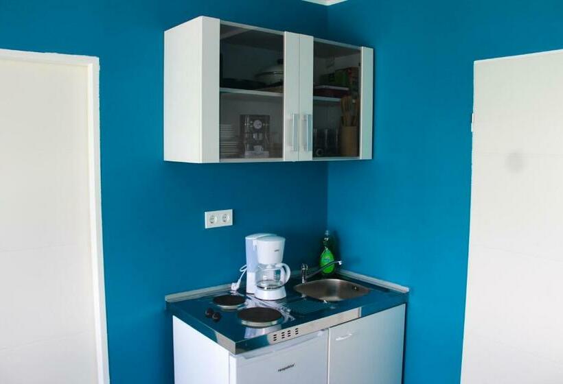 استودیوی لوکس, Skyhostel Friedrichshafen