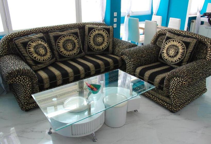استودیوی لوکس, Skyhostel Friedrichshafen