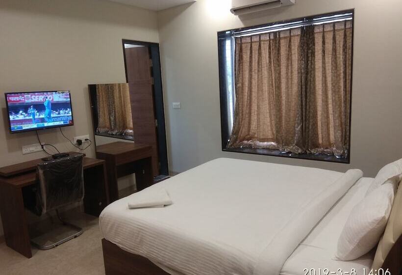 Номер Executive, Visawa Palace Nanded