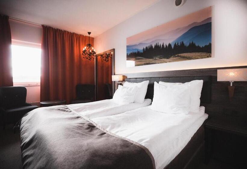 Номер Стандарт, L Lappland