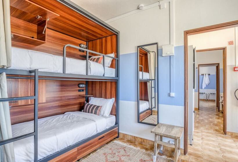 غرفة قياسية رباعية, Mute Hostel Milfontes