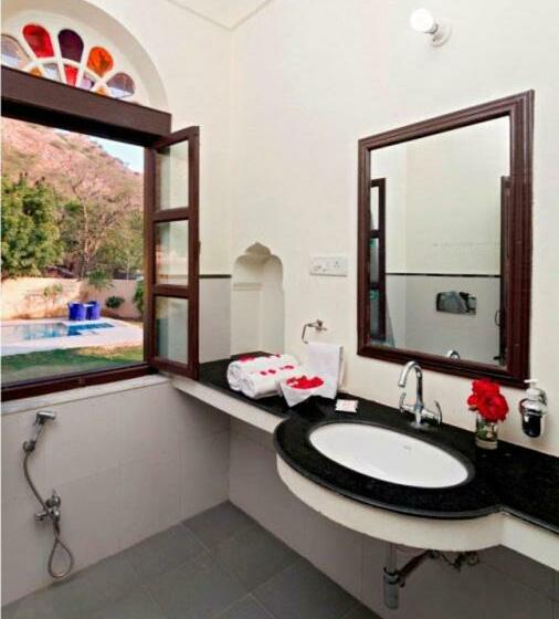 Люкс Повышенной Комфортности, Dhulagarh Heritage Palace Hotel Near Jaipur