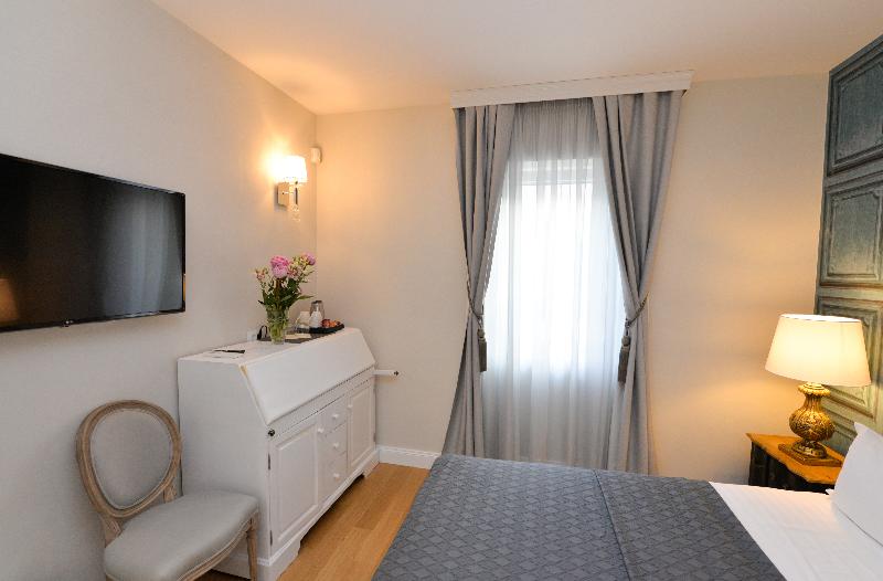 اتاق استاندارد, The Duke Luxury Rooms