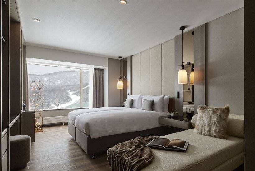 Люкс 3 Спальни, Hinode Hills Niseko Village   Small Luxury Hotels Of The World