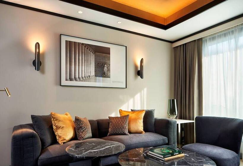스위트 도시 전망, Academias Hotel, Autograph Collection