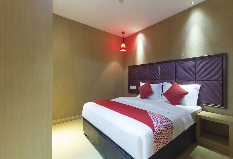 اتاق لوکس, OYO 763 Tazara Hotel