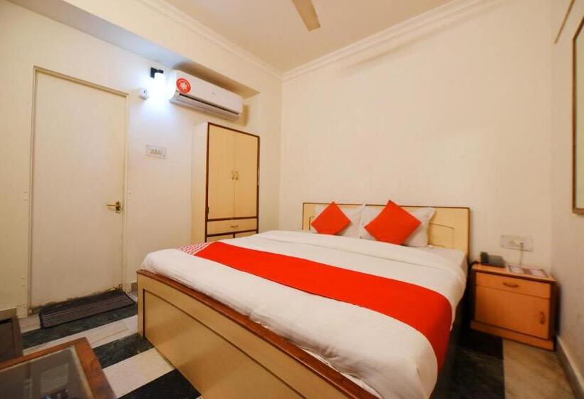 基本间, Oyo 22915 C M Regency