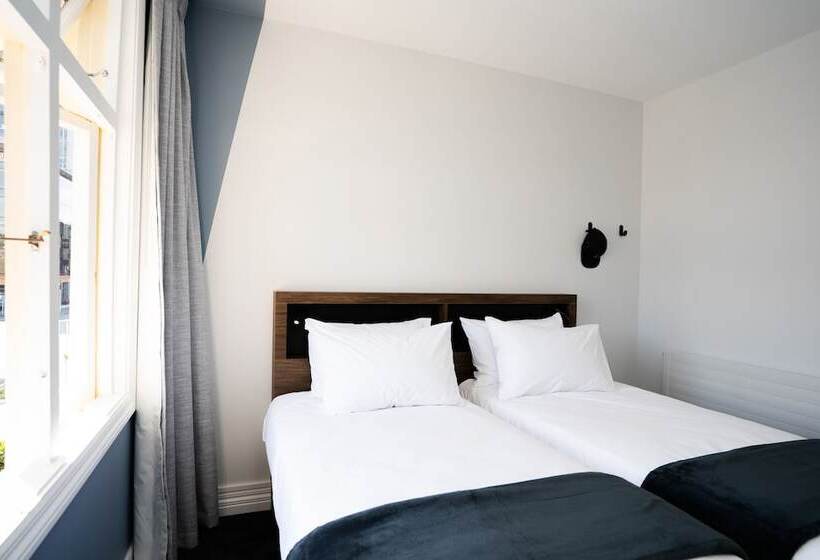 Номер Стандарт, Haka House Christchurch