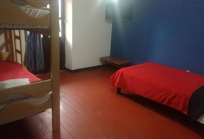 Quarto Triplo Basic, Gringo´s House