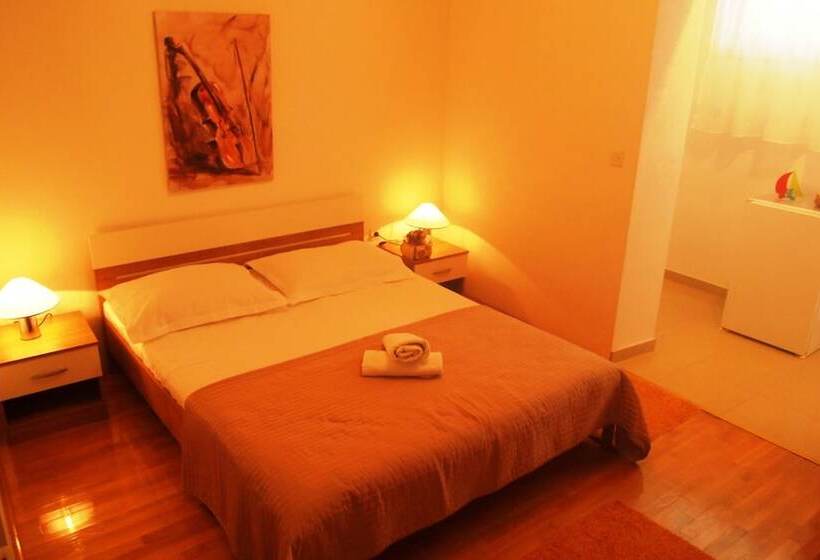 Apartamento Deluxe 2 Quartos, Apartments Dany