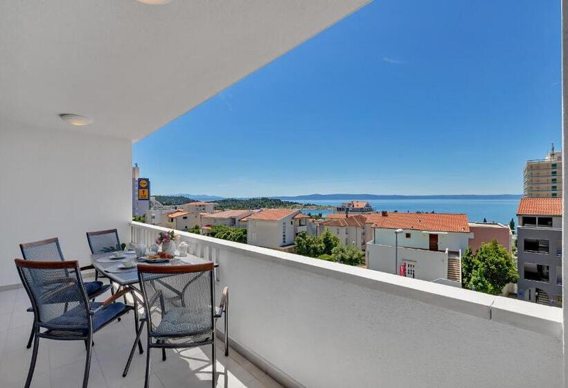 Apartamento 1 Dormitório Vista Mar, Apartments Dany