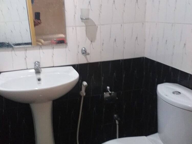 Quarto Triplo Clássico, Ella Nature Nest