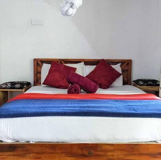 Quarto Triplo Clássico, Ella Nature Nest