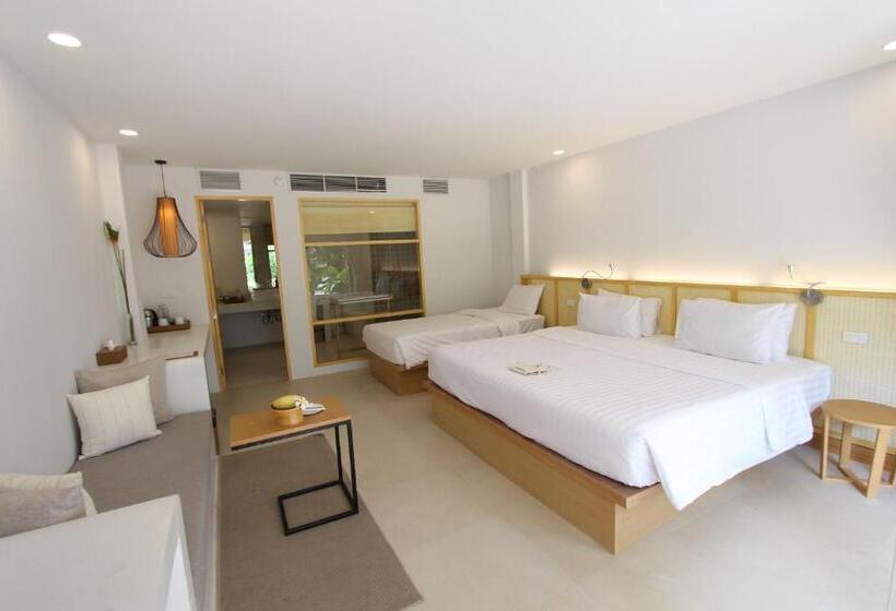 디럭스 트리플 룸, Paradise Beach Resort, Koh Samui   Sha Extra Plus